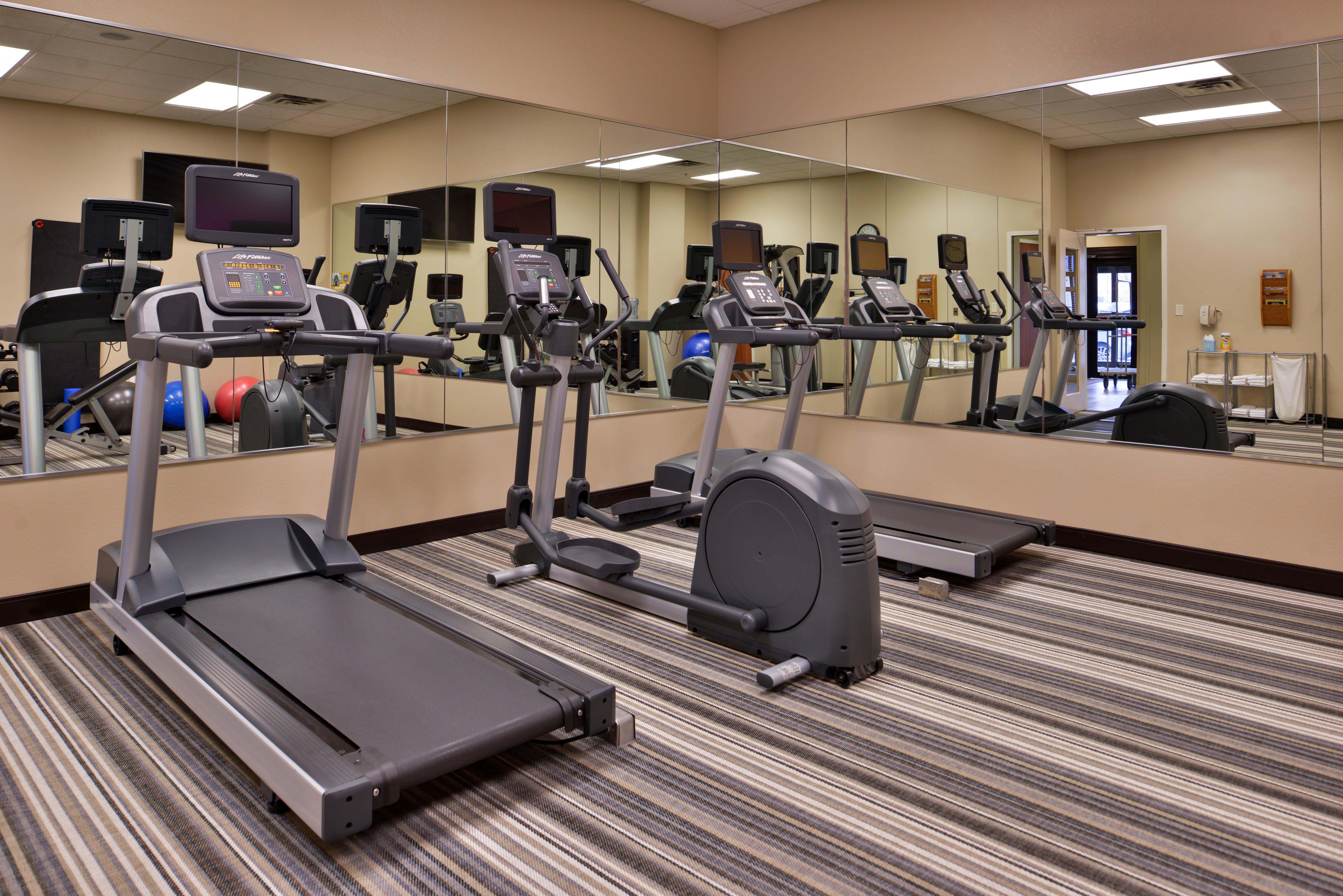 Candlewood Suites Terre Haute By Ihg Exterior photo