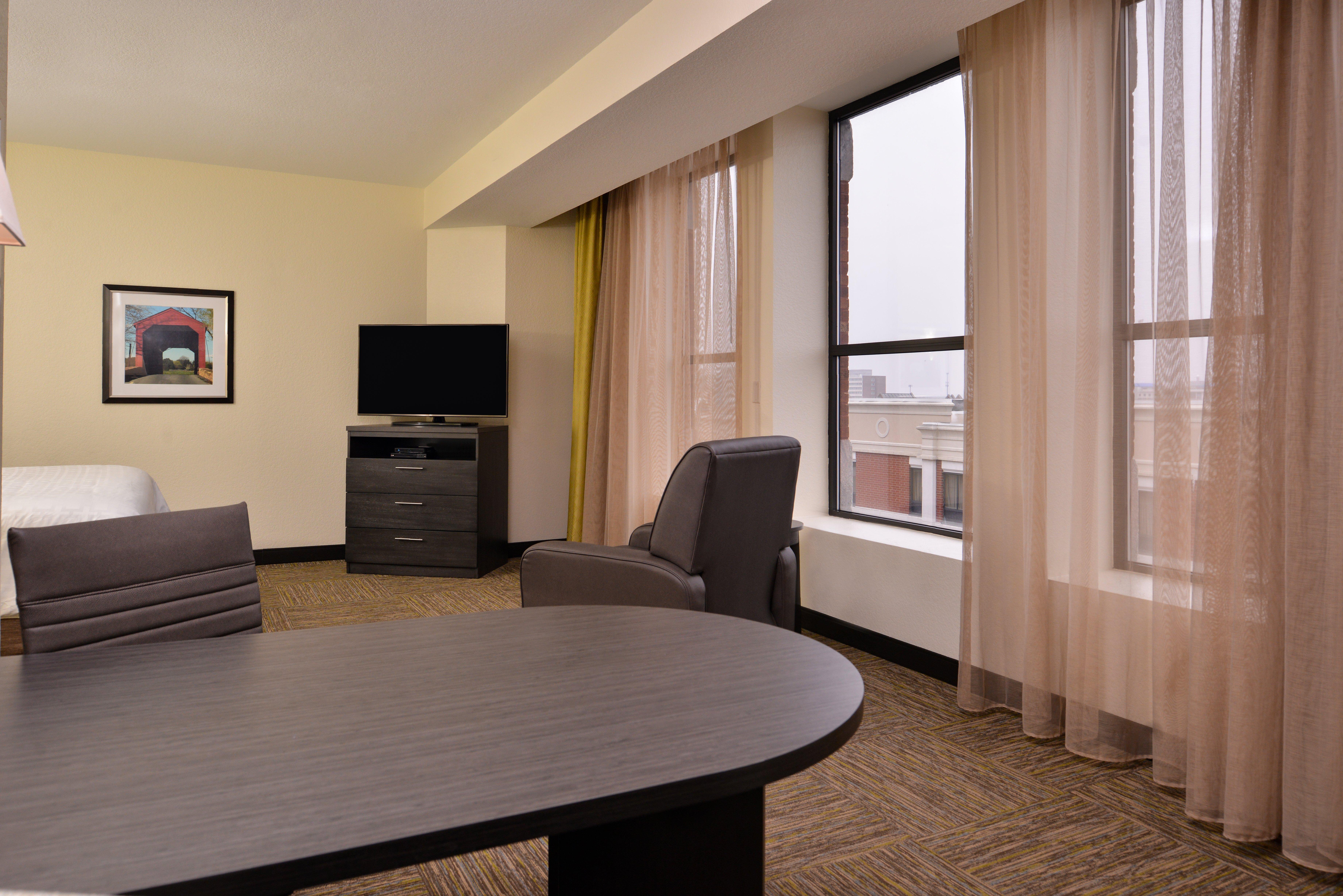 Candlewood Suites Terre Haute By Ihg Exterior photo