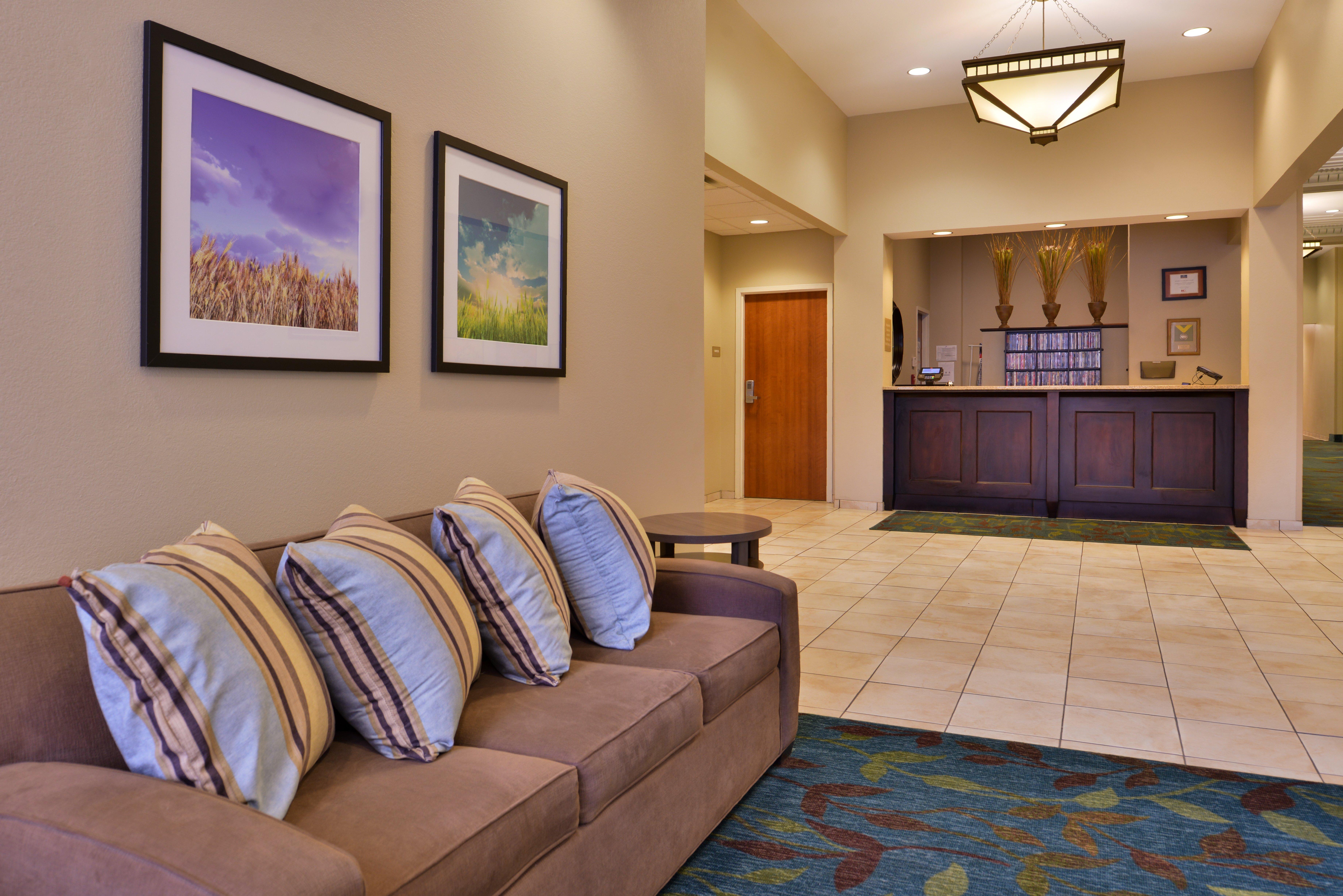 Candlewood Suites Terre Haute By Ihg Exterior photo