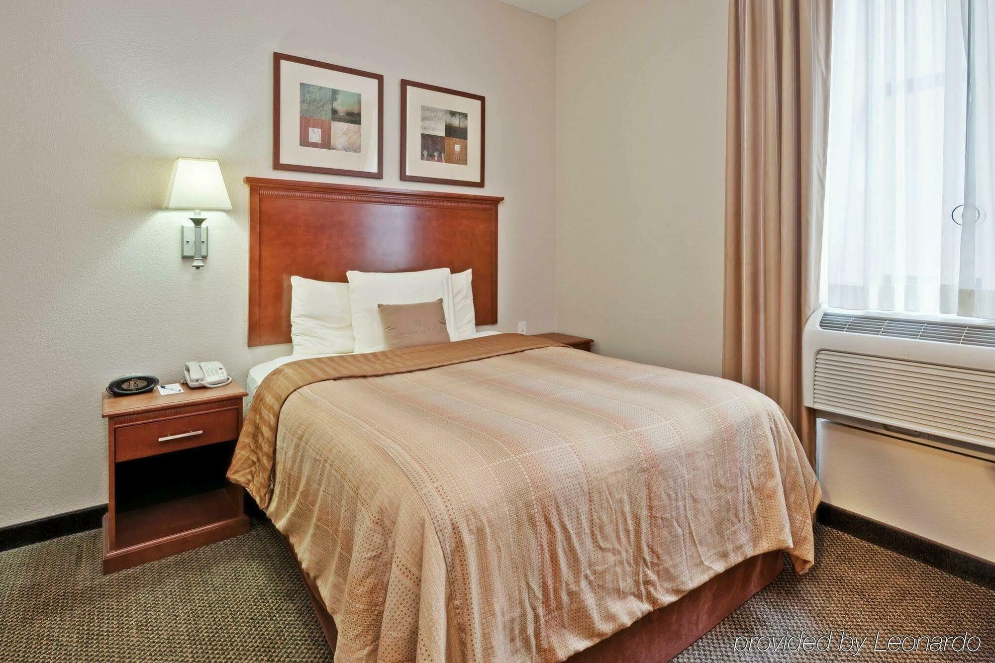 Candlewood Suites Terre Haute By Ihg Exterior photo