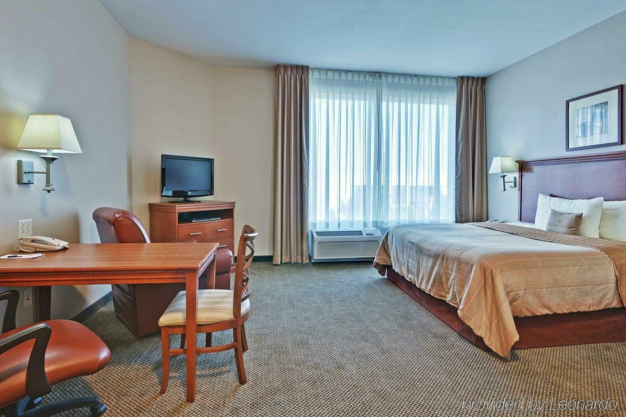 Candlewood Suites Terre Haute By Ihg Exterior photo