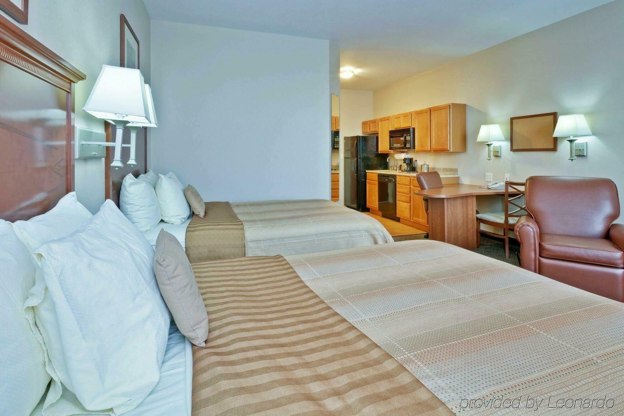 Candlewood Suites Terre Haute By Ihg Exterior photo